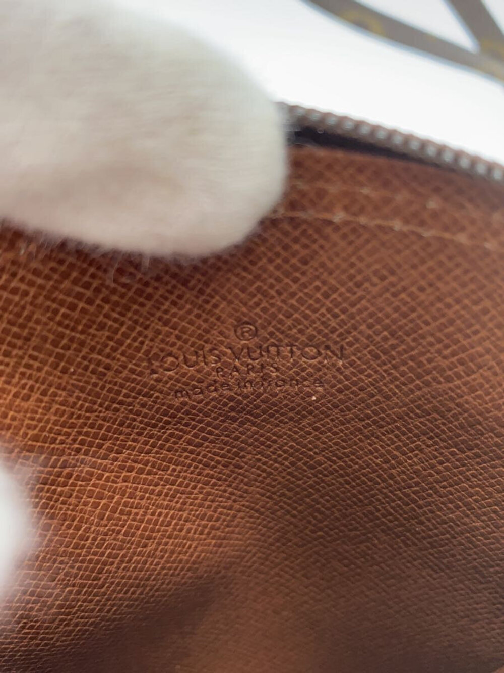 Louis Vuitton Pochette Secre Monogram Canvas Brown - Picture 5 of 6